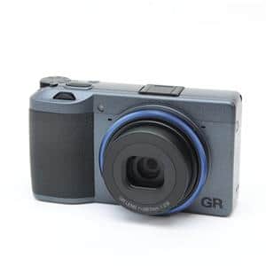 RICOH GR DIGITAL III リコー デジタルカメラ RICOH GR digital IIIは、いまだ現役で2台確保している。｜記憶