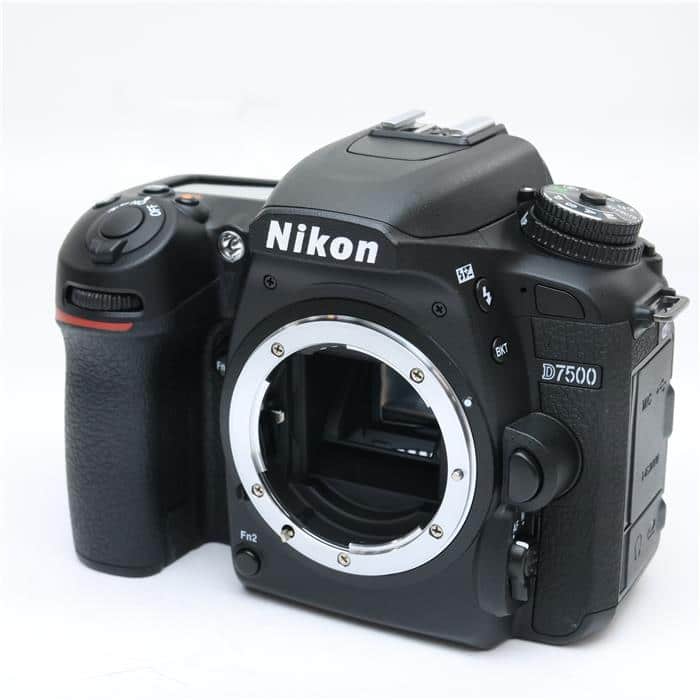 D7500 ボディ