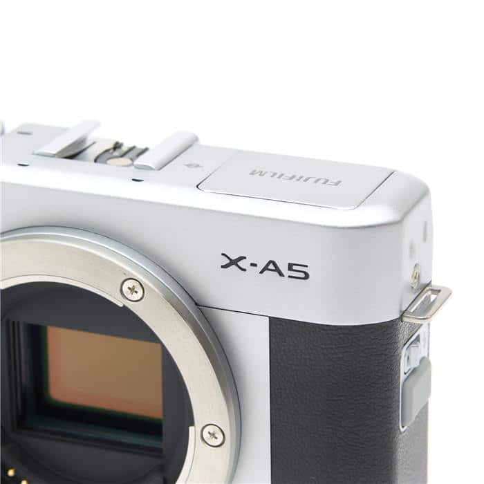 中古)FUJIFILM (フジフイルム) X-A5 レンズキット シルバー（商品ID