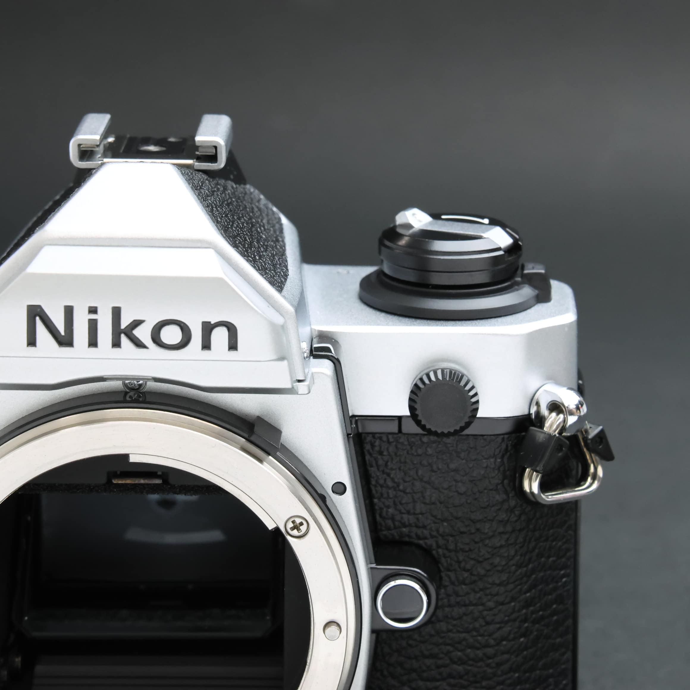 中古)Nikon (ニコン) New FM2 シルバー（商品ID：3717020426143）詳細
