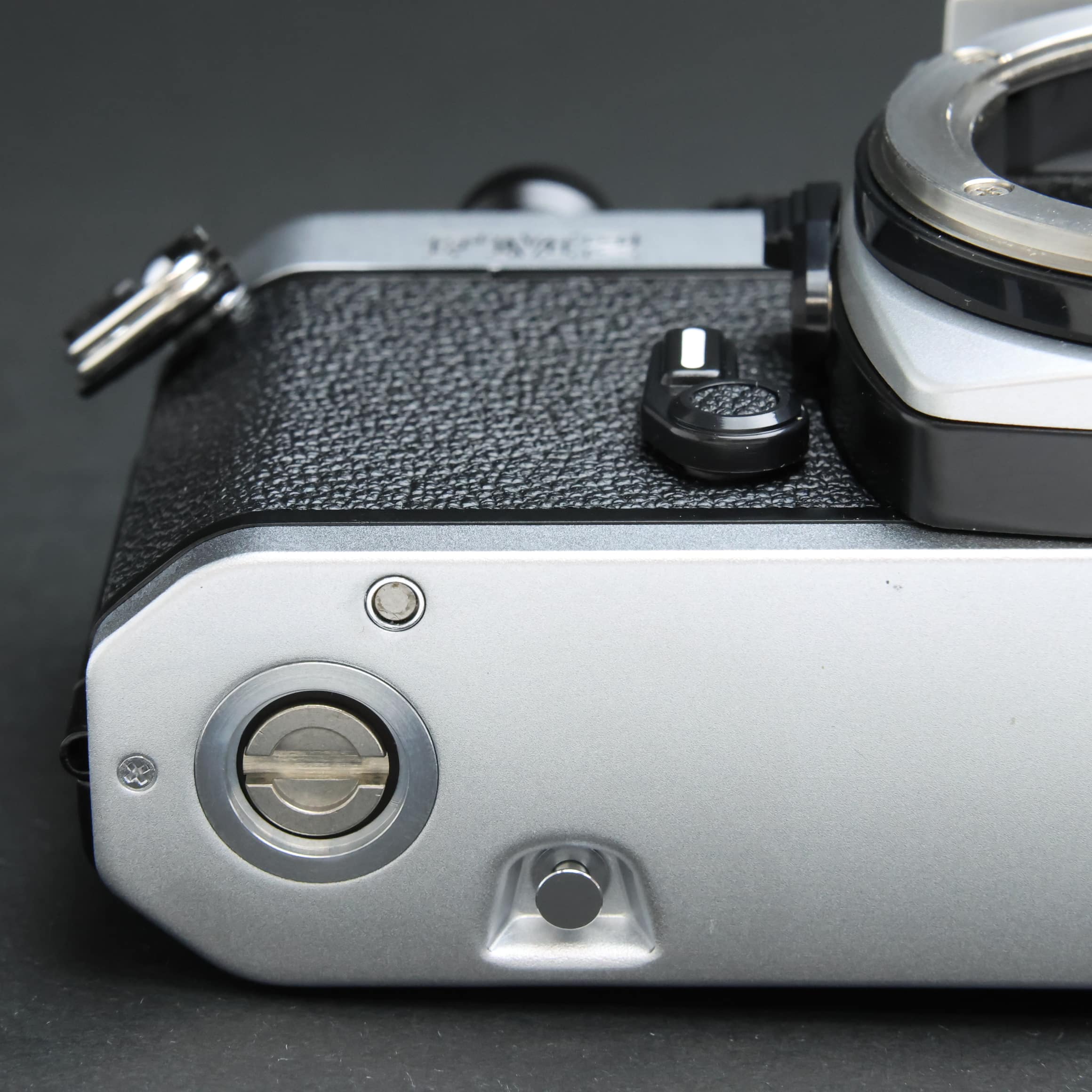 中古)Nikon (ニコン) New FM2 シルバー（商品ID：3717020426143）詳細