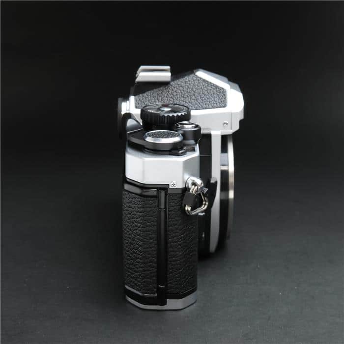 ニコン⚫︎Nikon New FM2 シルバー 後期モデル ニコン Nikon New FM2 シルバー 35mm 一眼レフ フィルムカメラ