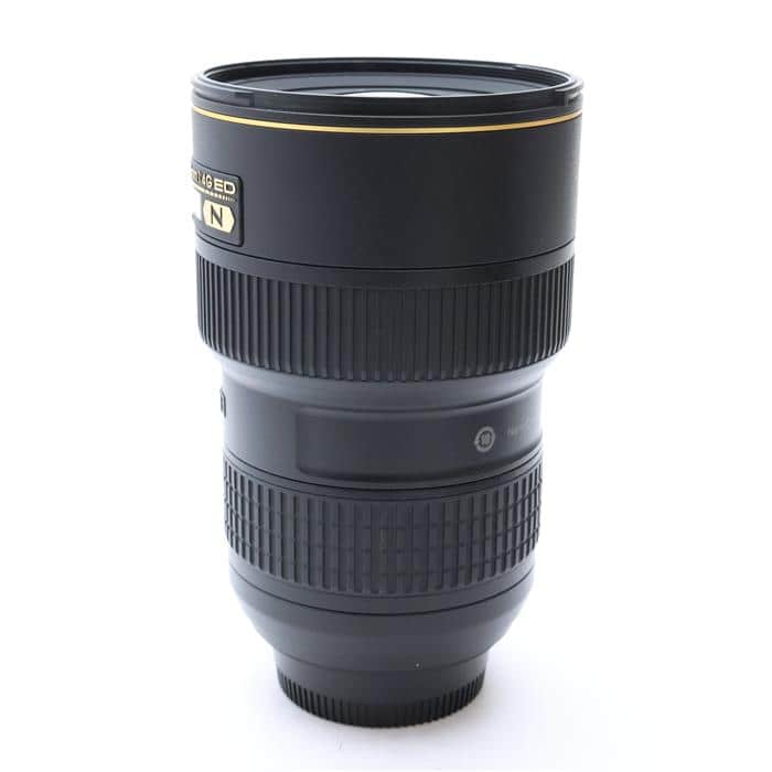Nikon D610 + Nikon AF-S 16-35mm f/4G