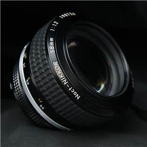 Nikon Noct-NIKKOR 58mm f/1.2 Review