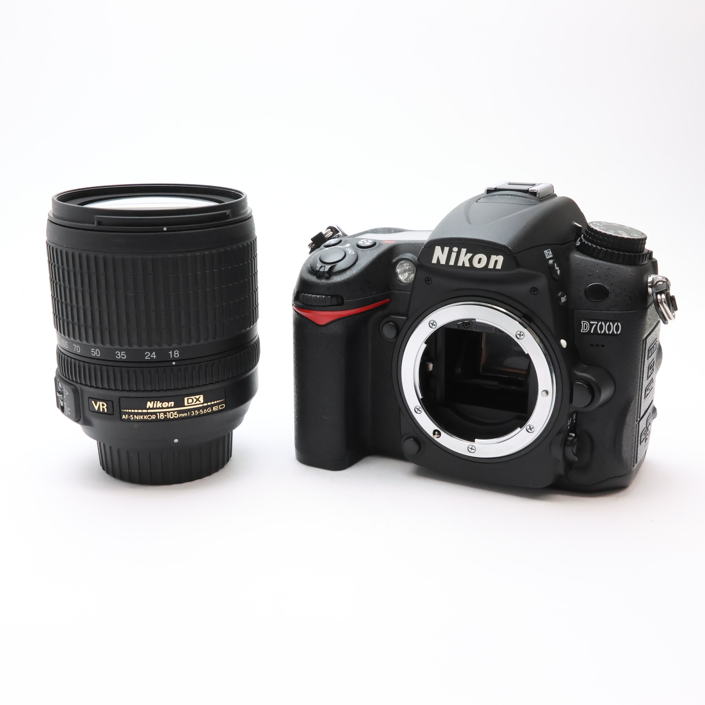 中古)Nikon (ニコン) D7000 18-105 VR レンズキット（商品ID 