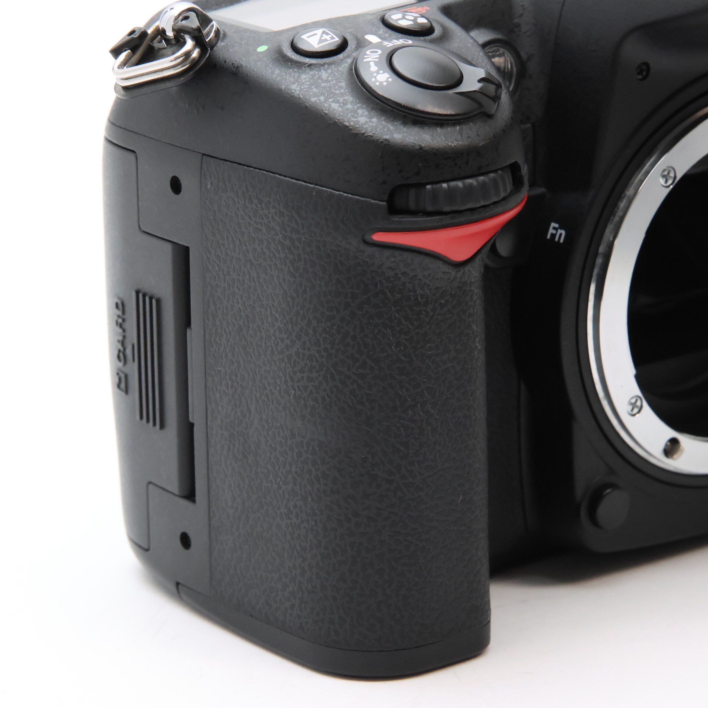 中古)Nikon (ニコン) D7000 18-105 VR レンズキット（商品ID 