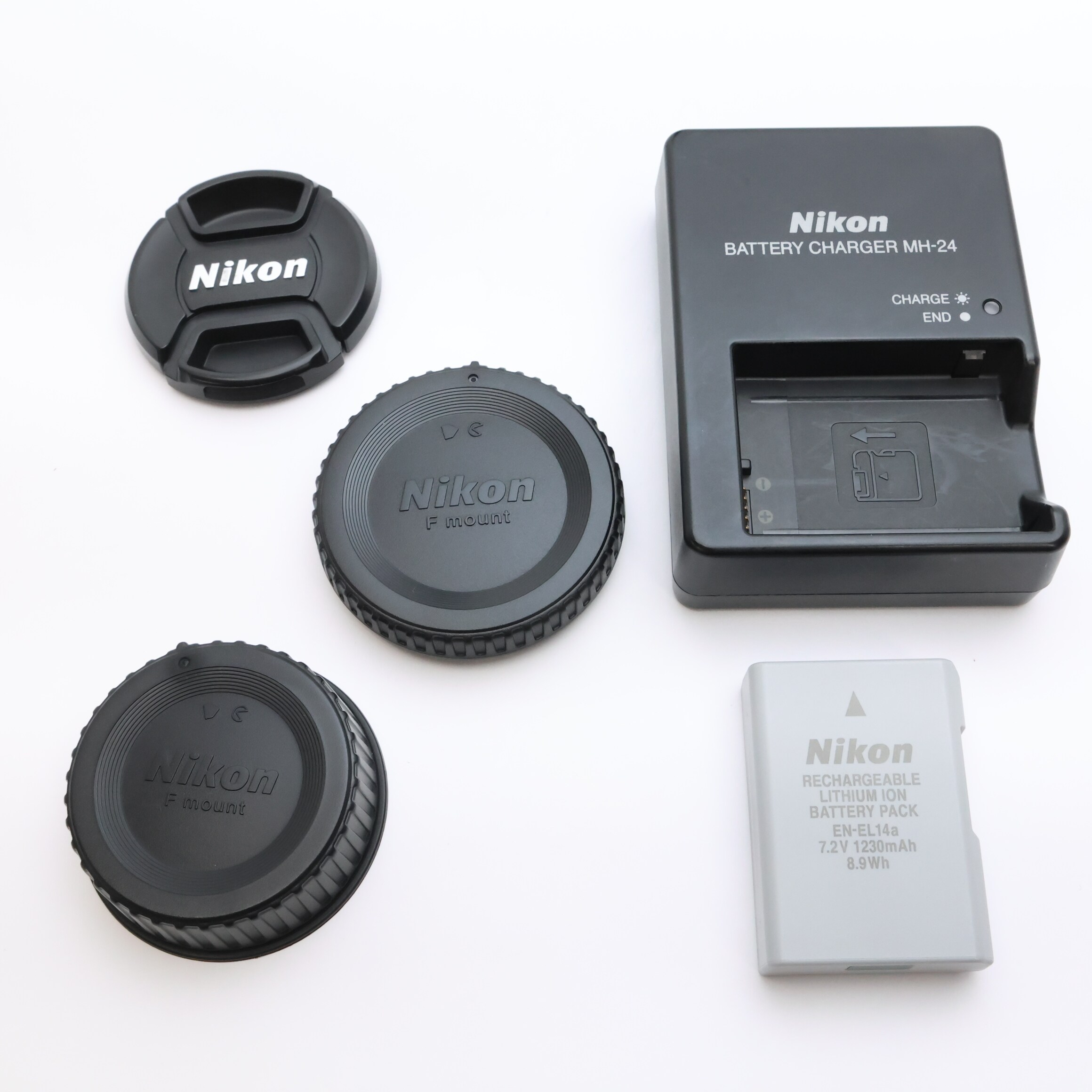 中古)Nikon (ニコン) D5300 18-55 VR II レンズキット レッド（商品ID 