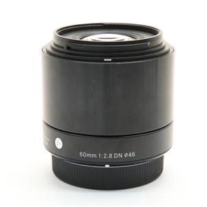 中古 Sigma シグマ Art 60mm F2 8 Dn マイクロフォーサーズ用 ブラック 商品id 詳細ページ デジタルカメラ ミラーレスカメラ 交換レンズの総合サイト マップカメラ