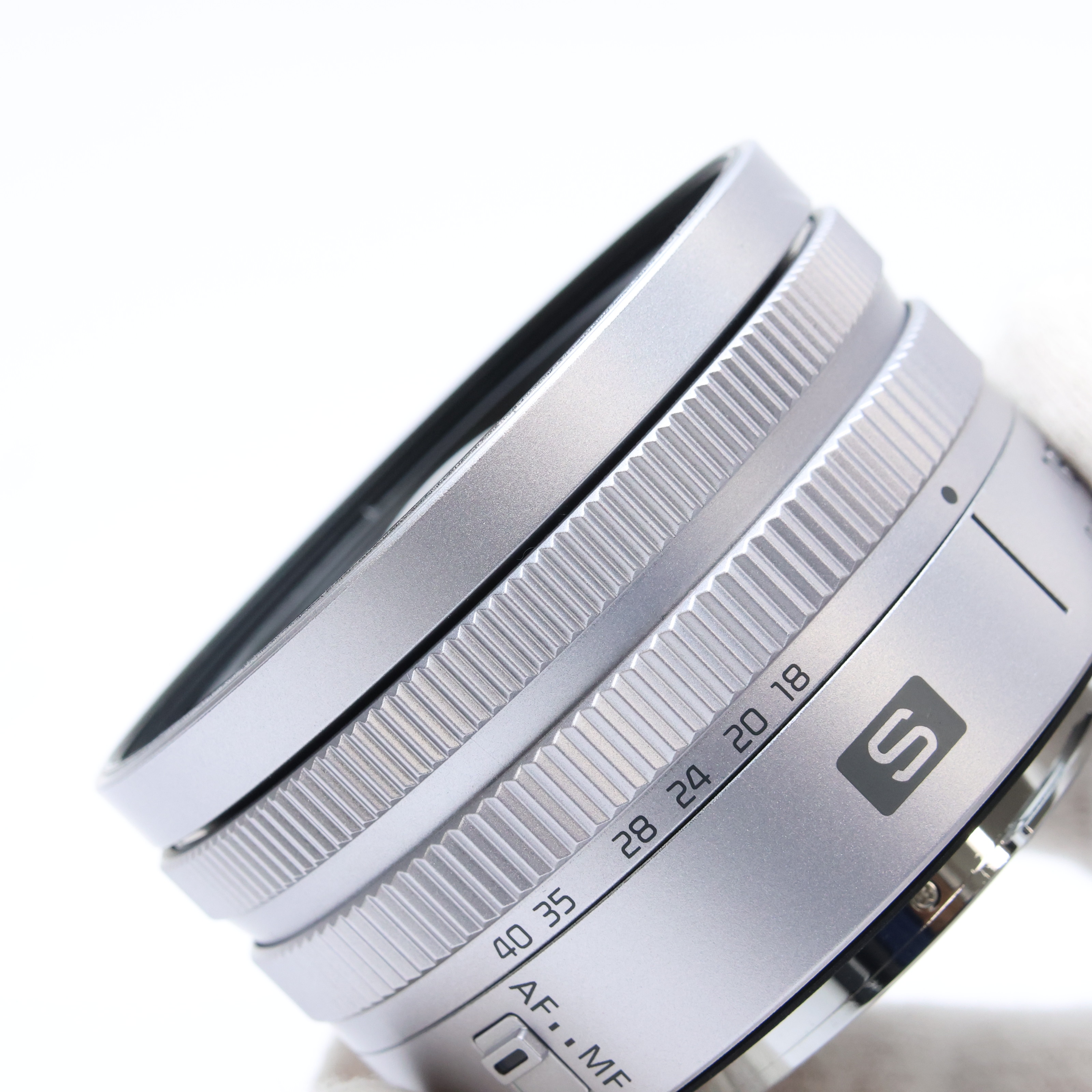 希少 LUMIX 18-40mm レンズ　シルバー Panasonic LUMIX S 18-40mm F4.5-6.3 実写レビュー