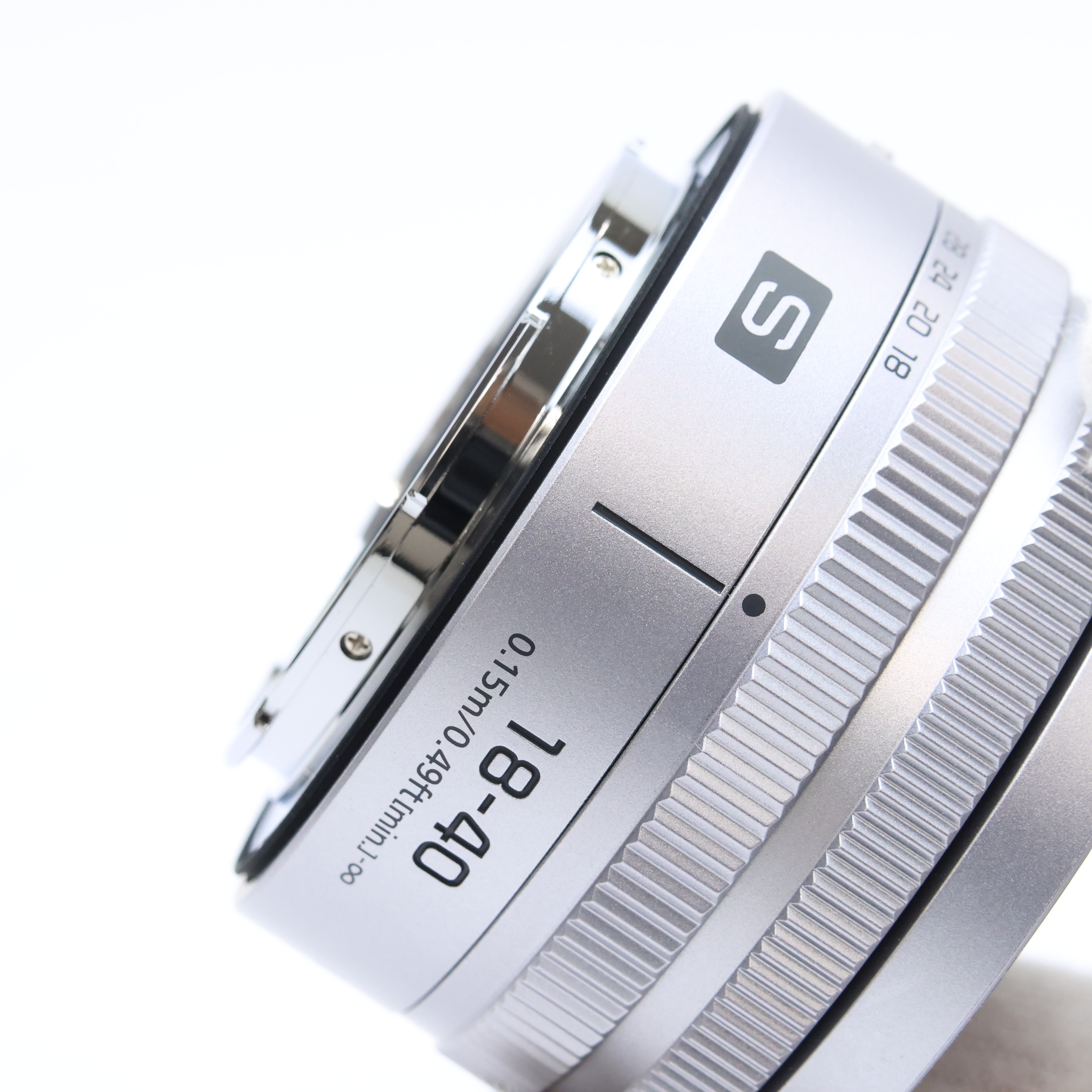 中古)Panasonic (パナソニック) LUMIX S 18-40mm F4.5-6.3 シルバー