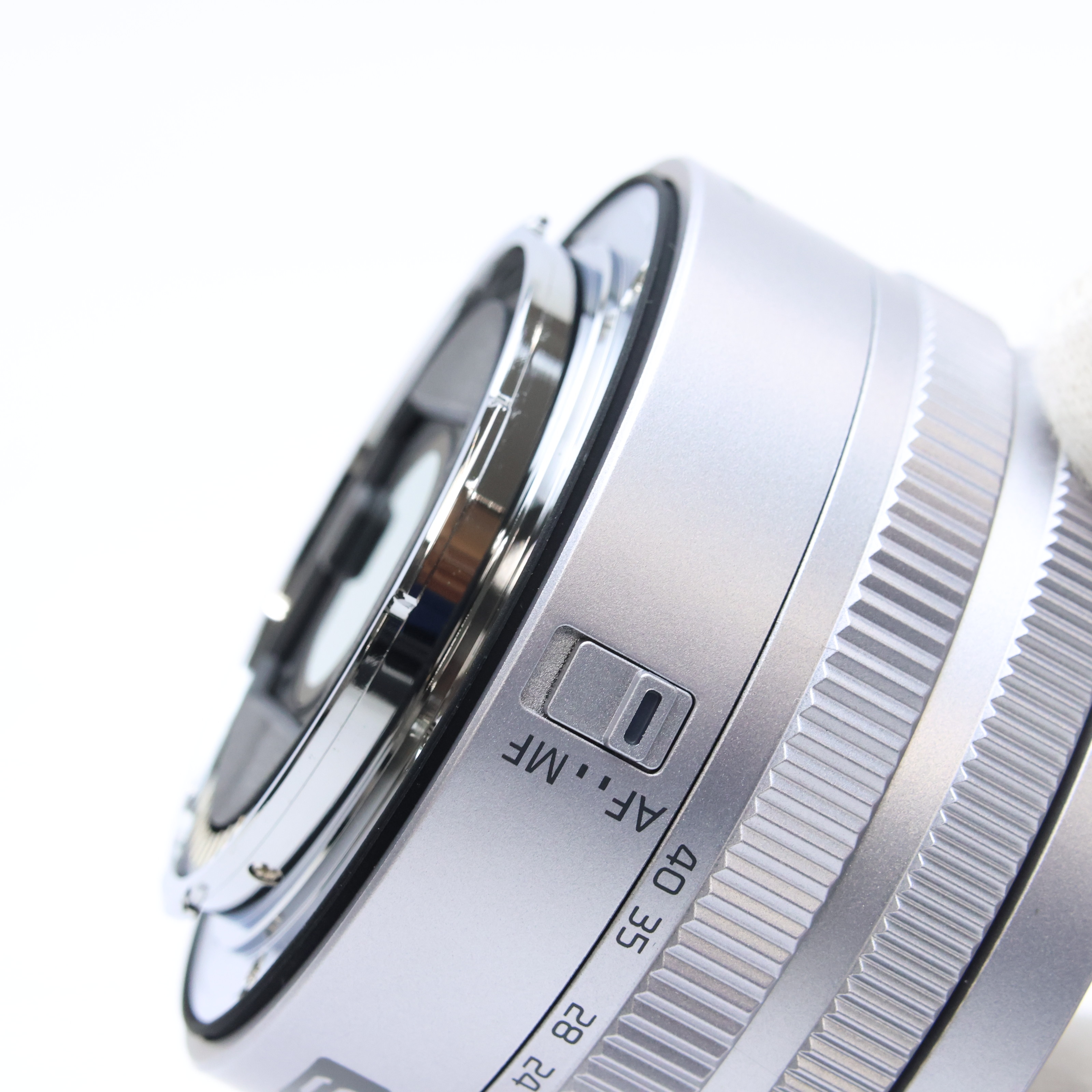 中古)Panasonic (パナソニック) LUMIX S 18-40mm F4.5-6.3 シルバー