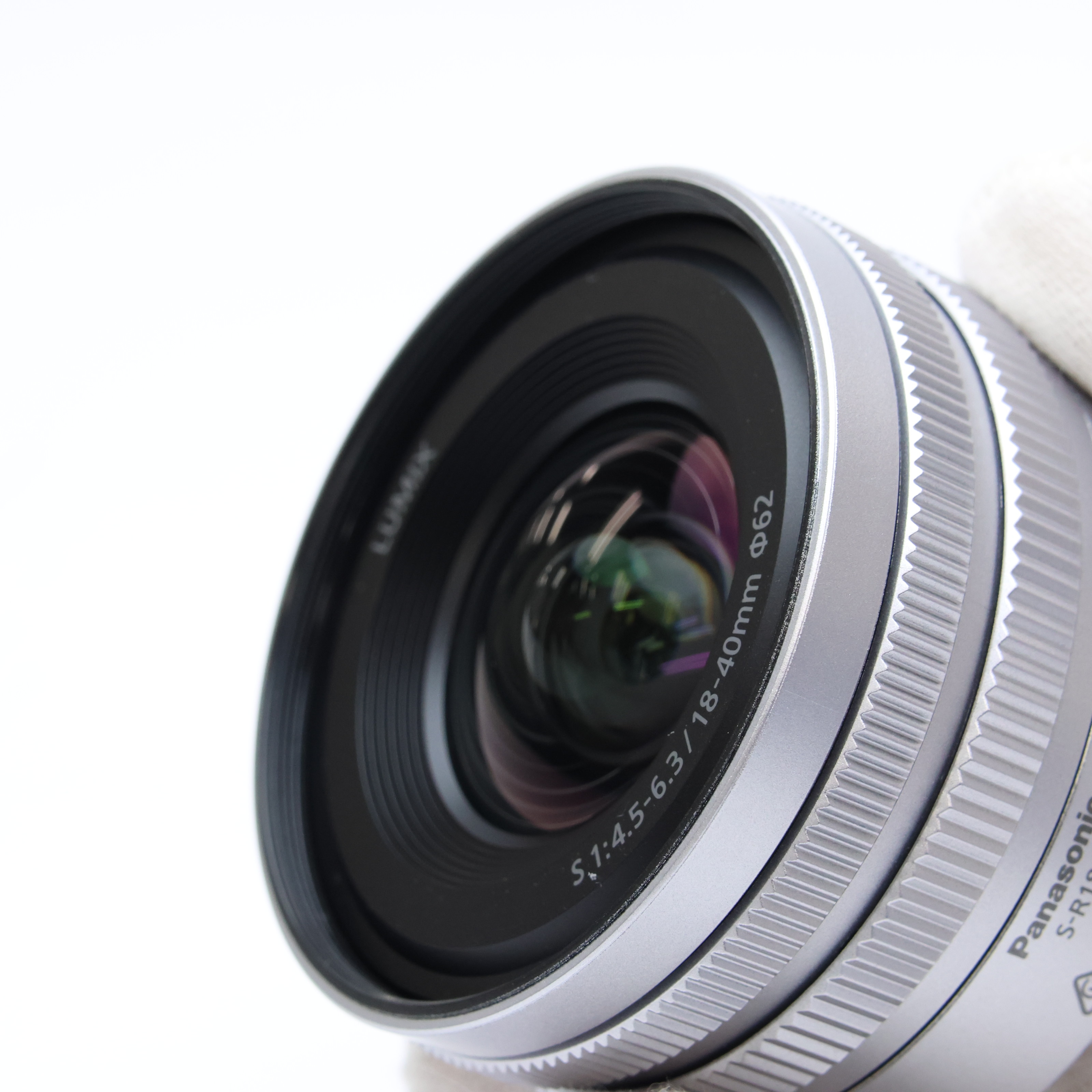 中古)Panasonic (パナソニック) LUMIX S 18-40mm F4.5-6.3 シルバー