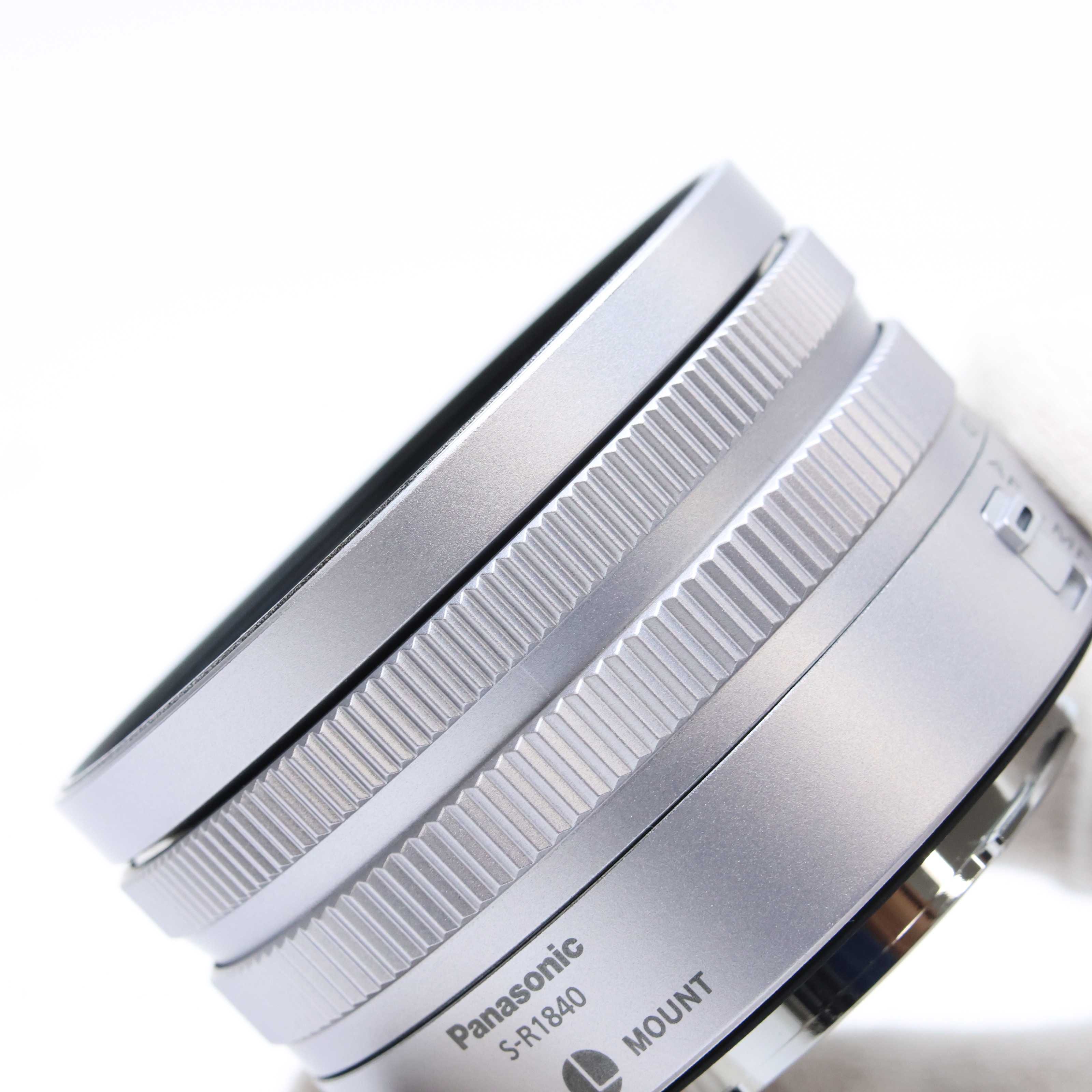 中古)Panasonic (パナソニック) LUMIX S 18-40mm F4.5-6.3 シルバー