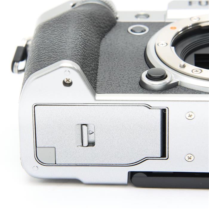 中古)FUJIFILM (フジフイルム) X-T5 ボディ シルバー（商品ID