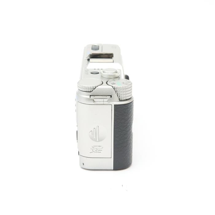 PENTAX - PENTAX Q7 ボディ シルバー Amazon | PENTAX ミラーレス一眼 Q7 ボディ シルバー Q7 SILVER