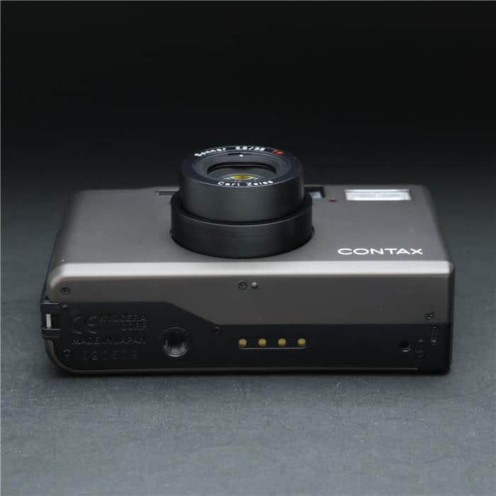 【期間限定値下げ】Contax t3 チタンブラック　【箱、説明書付き】 期間限定値下げ】Contax t3 チタンブラック 【箱、説明書付き
