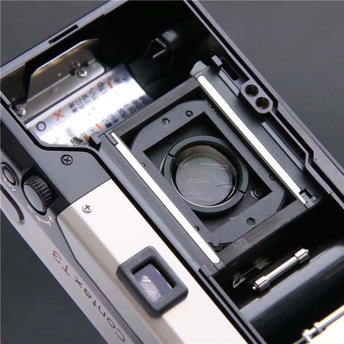 CONTAX T3 70周年記念モデル　チタンシルバー CONTAX T3 70周年記念モデル チタンシルバー カメラ