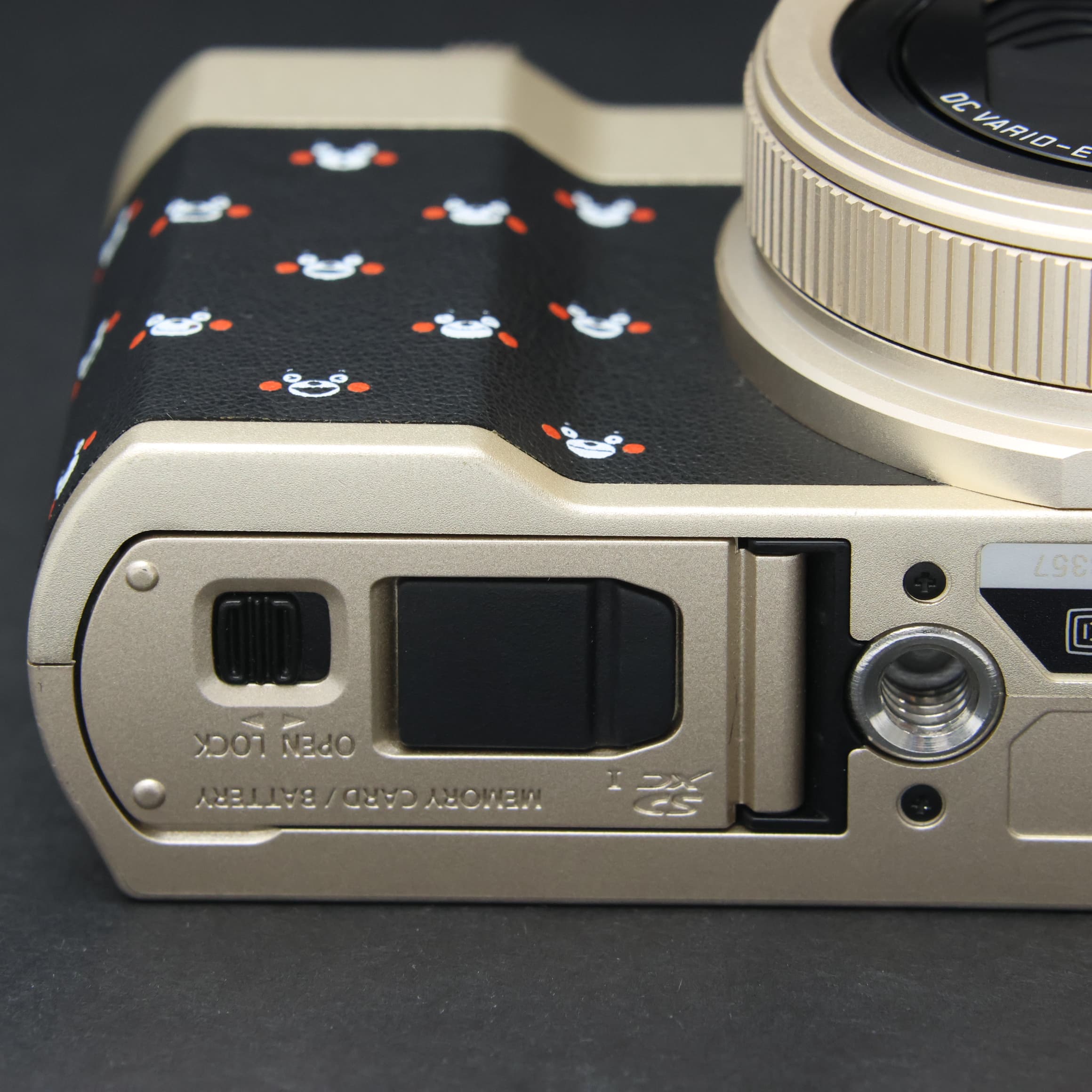 中古)Leica (ライカ) くまモンのライカC-LUX くまモン限定モデル（商品