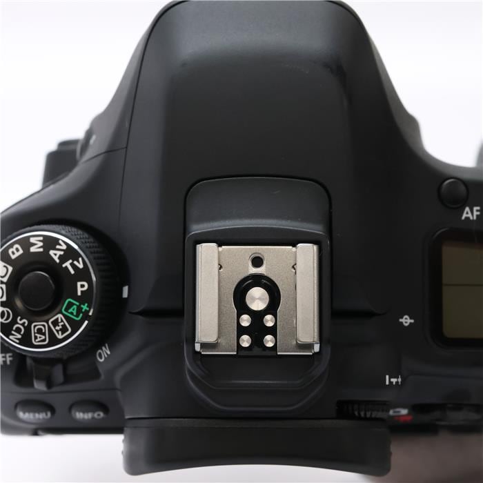 中古)Canon (キヤノン) EOS 80D EF-S18-135 IS USM レンズキット（商品