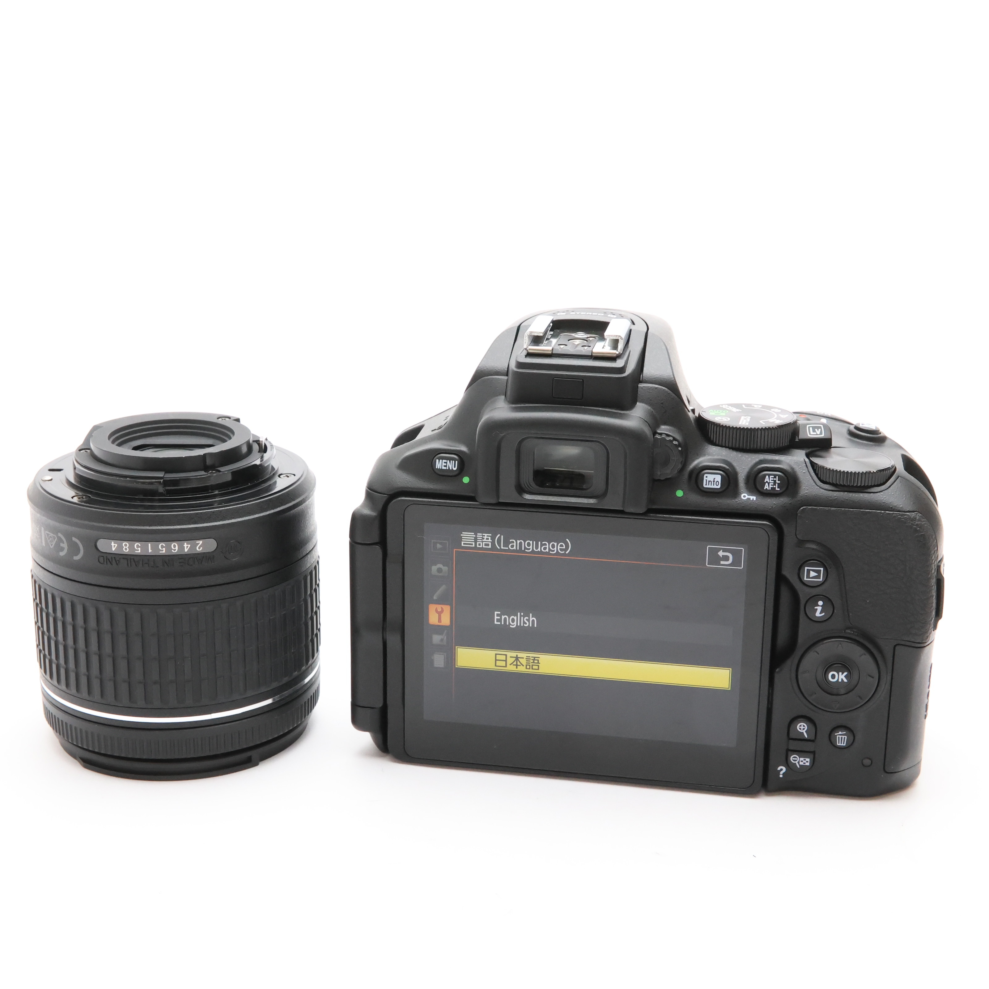 NIKON ニコン D5600 レンズ3本セット デジタル一眼レフカメラ 【動作品 