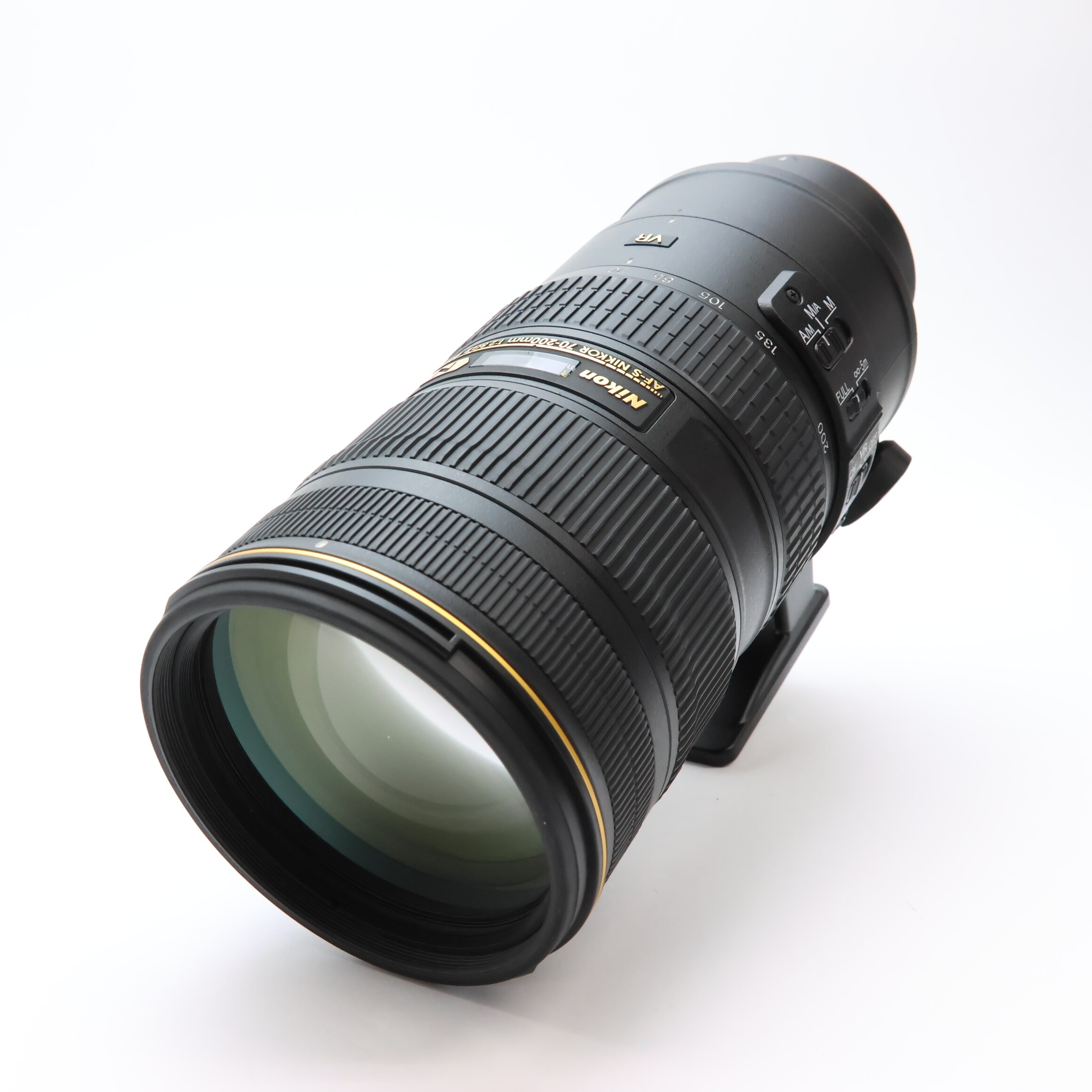 AF-S 70-200mm VR Nikon ED NIKKOR : FL f⁄2.8E ニコン F2.8G | II