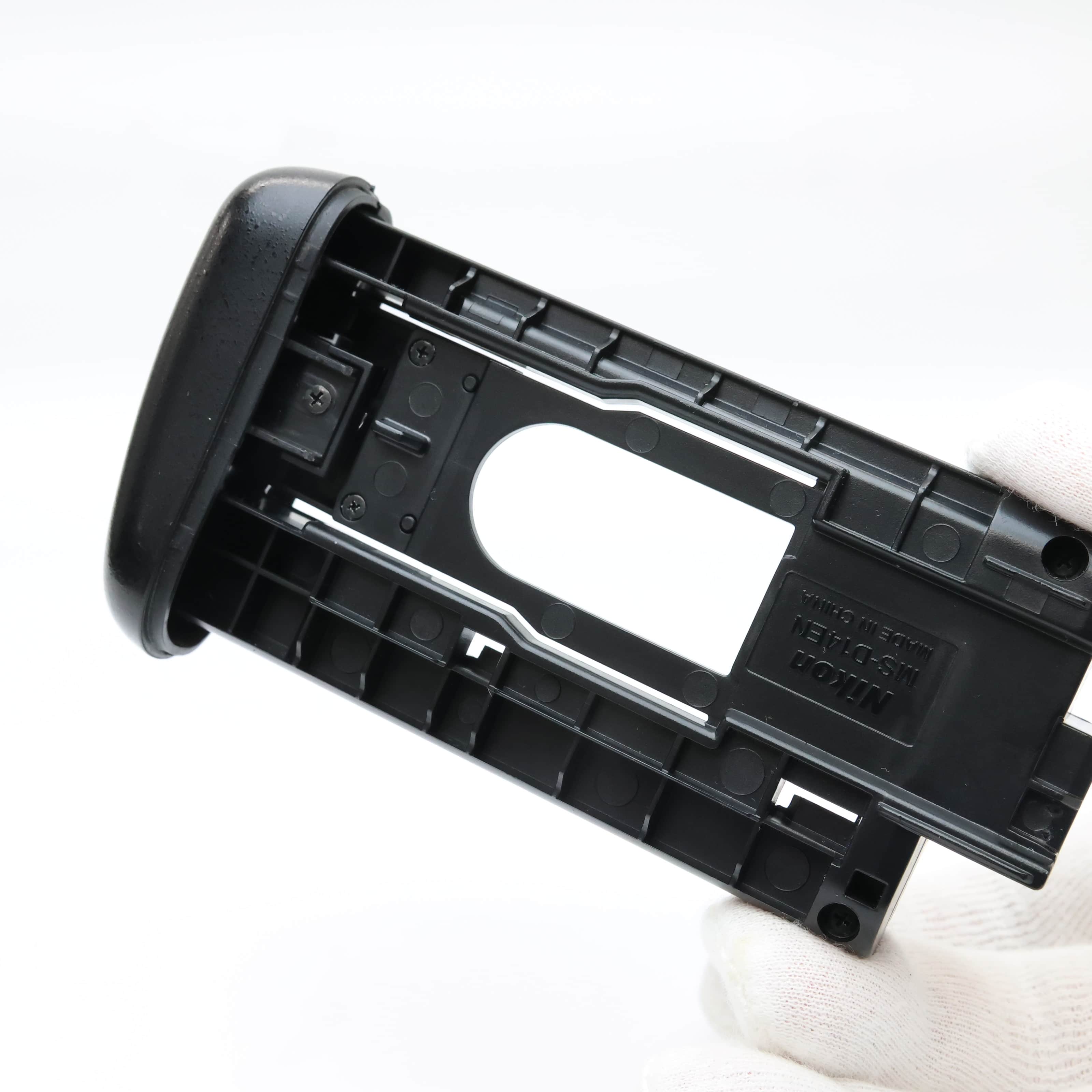 中古)Nikon (ニコン) マルチパワーバッテリーパック MB-D15（商品ID