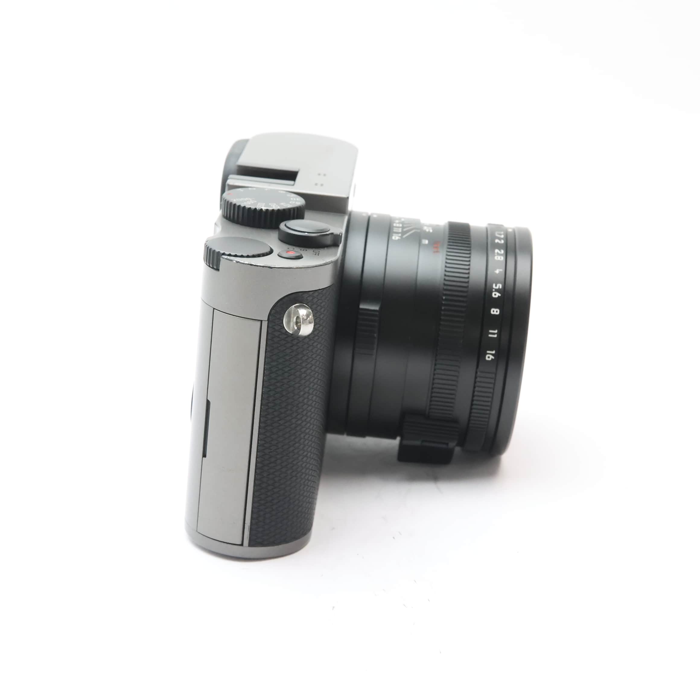 ライカ Q typ116 グレー 中古)Leica (ライカ) Q(Typ116) チタングレー（商品ID：3717020073200