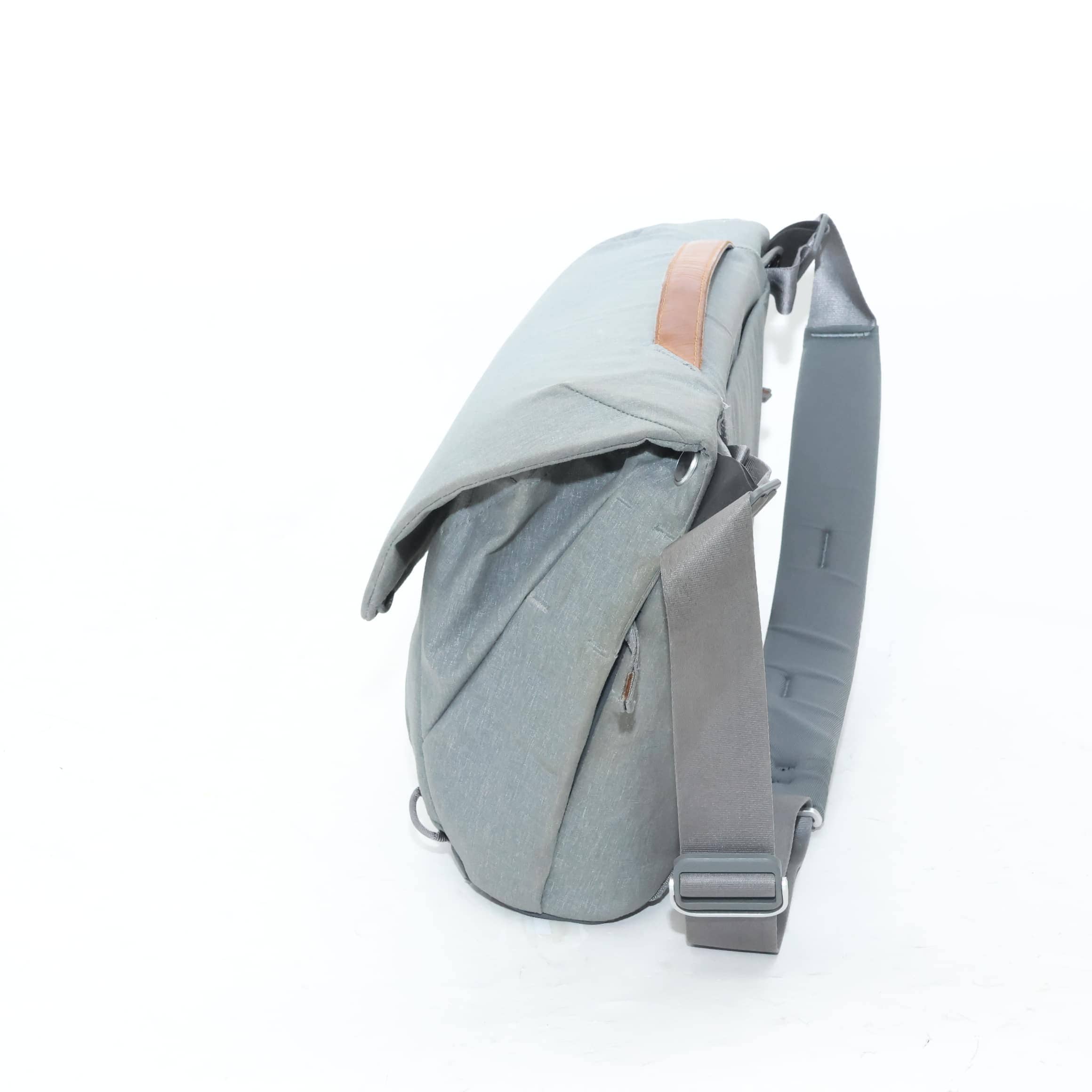 中古)peak design (ピークデザイン) エブリデイメッセンジャー13L BEDM