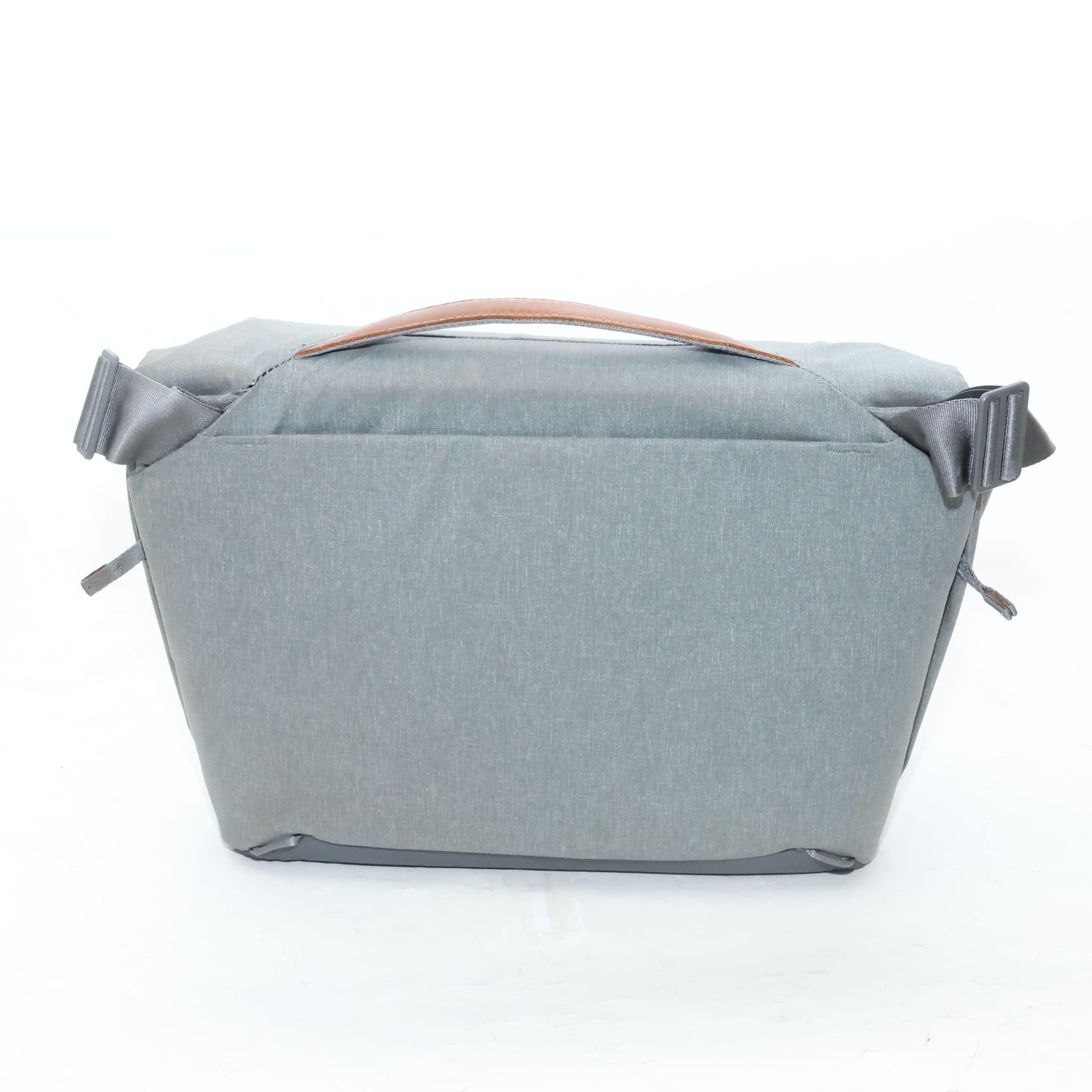 中古)peak design (ピークデザイン) エブリデイメッセンジャー13L BEDM 