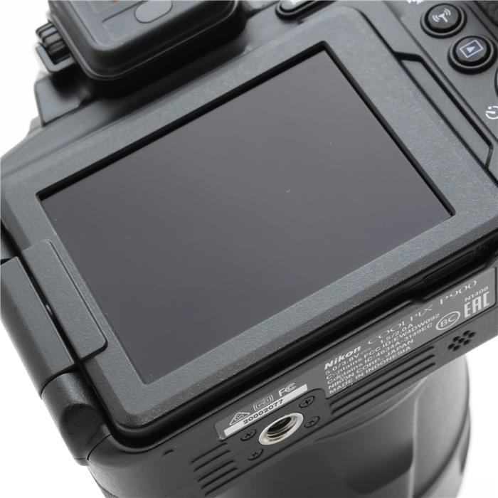 COOLPIX P900