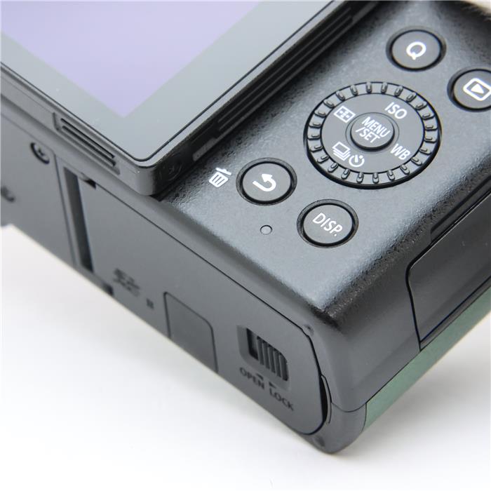 中古)Panasonic (パナソニック) LUMIX S9 ボディ DC-S9-S エクステリア