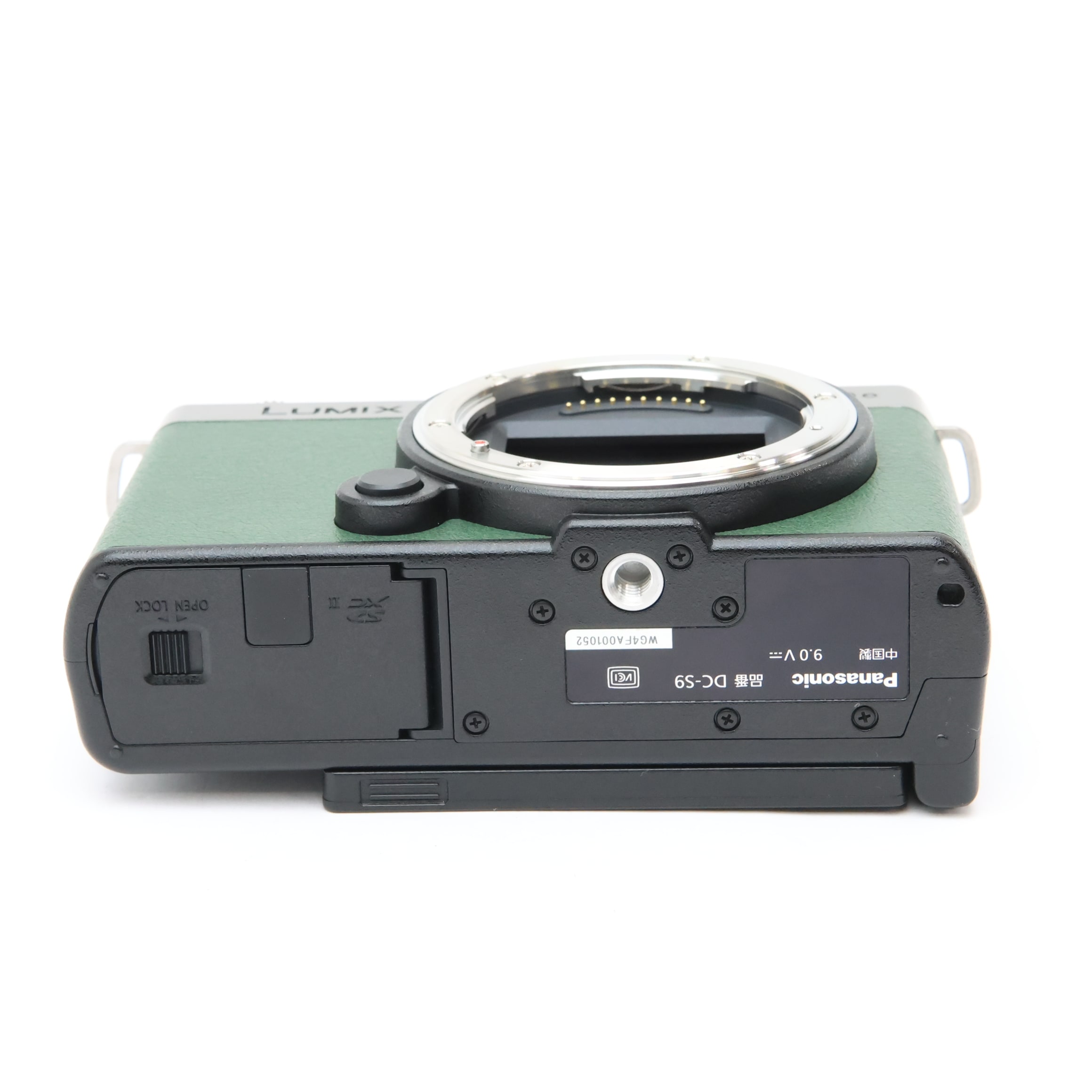 中古)Panasonic (パナソニック) LUMIX S9 ボディ DC-S9-S エクステリア