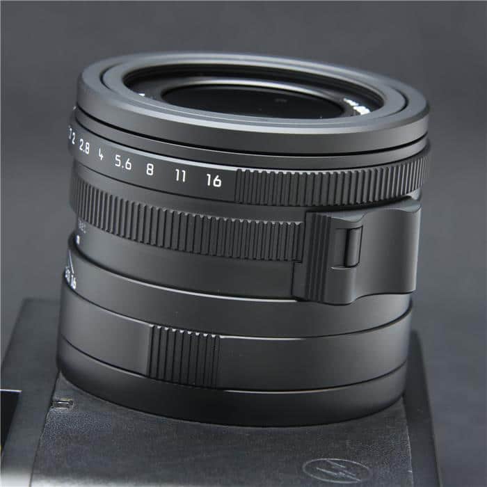 Q2 モノクローム fragment Edition