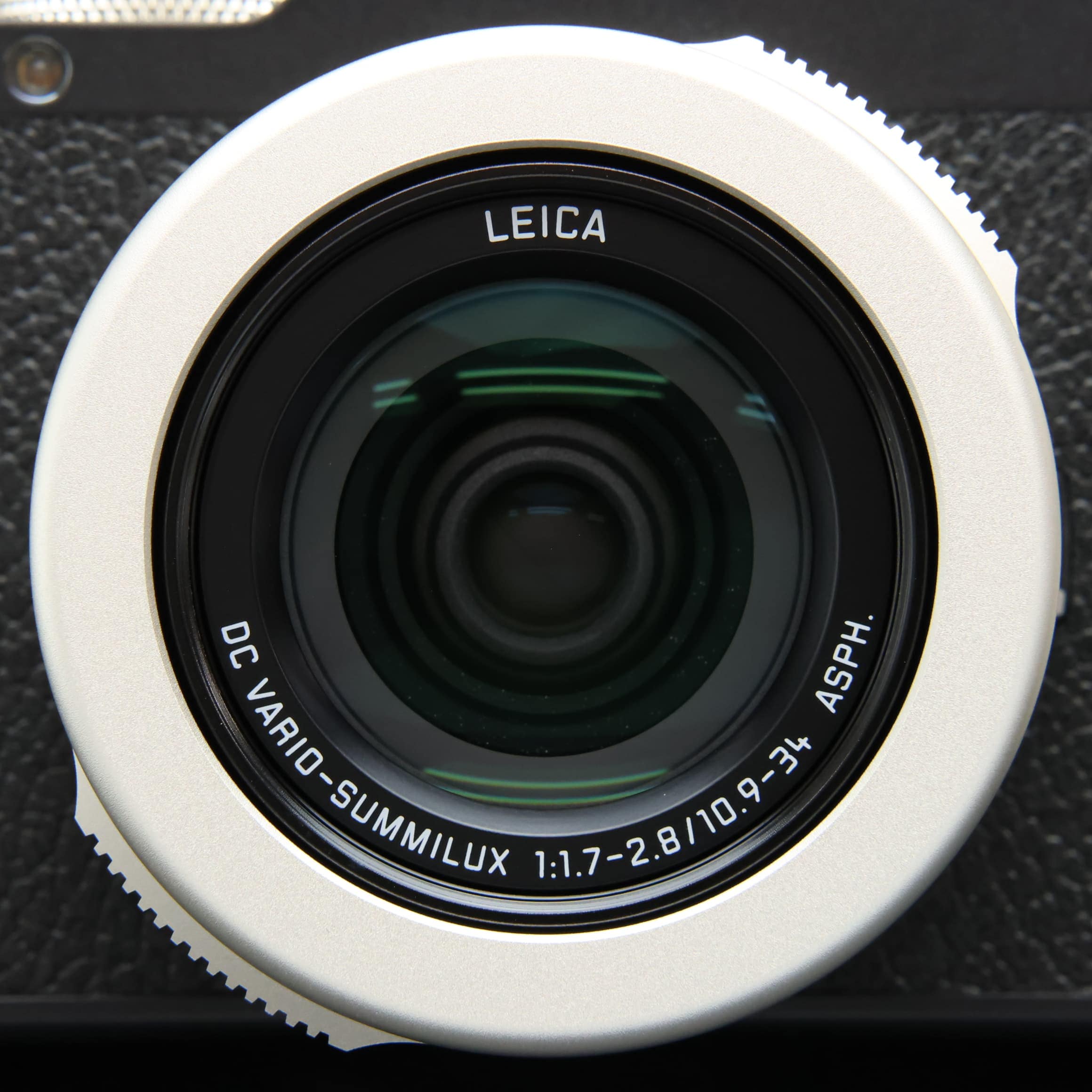LEICA D-LUX8 中古 楽天市場】Leica ライカ D-LUX 8 デジタルカメラ ブラック 19191