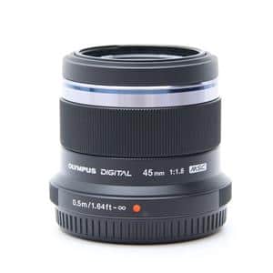 オリンパス　M ZUIKO premium 45mm f1.8 新品未使用 オリンパス M.ZUIKO DIGITAL 45mm F1.8 を買った！
