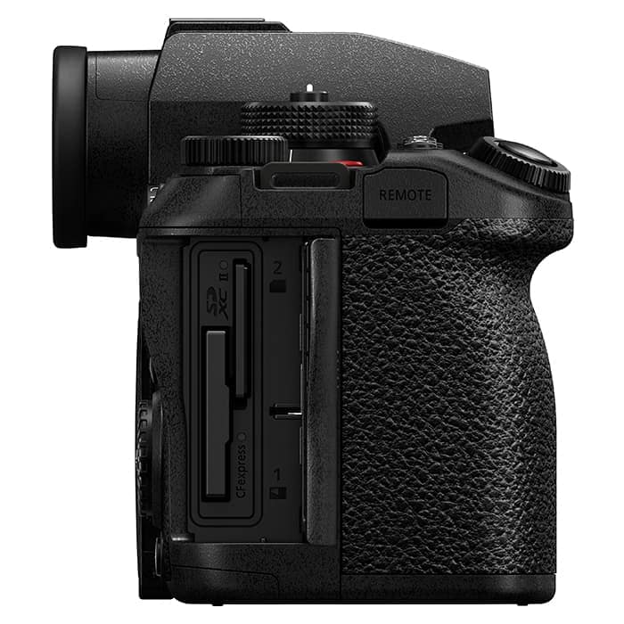 新品)Panasonic (パナソニック) LUMIX S1RII ボディ DC-S1RM2（商品ID