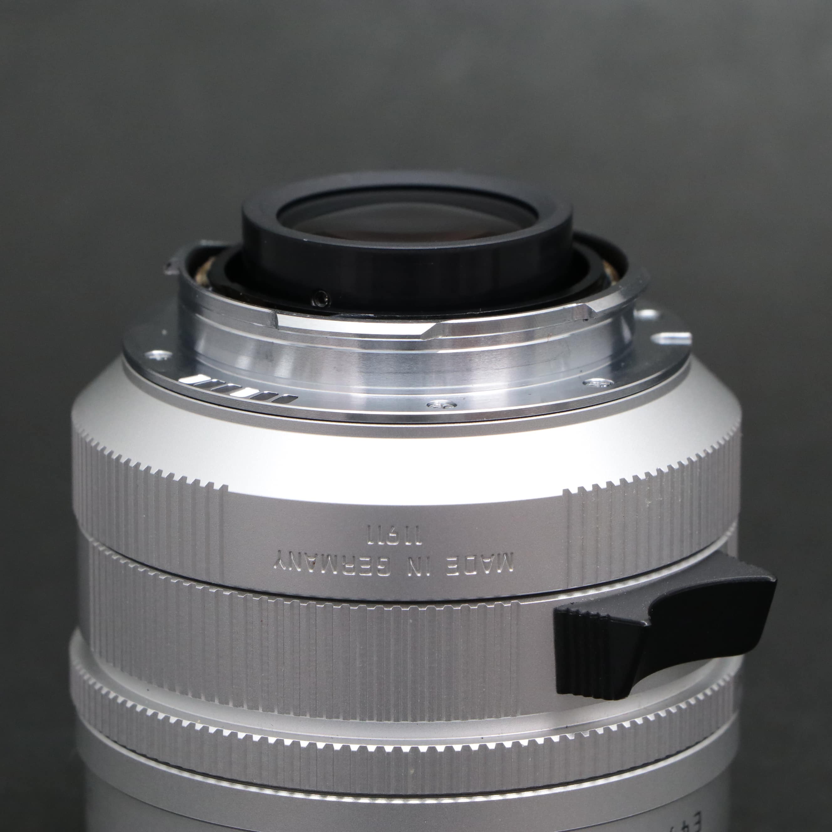 美品 Leica ミラーレスカメラ 28mm シルバー 限定版 中古)Leica (ライカ) ズミルックス M28mm F1.4 ASPH. シルバー（商品ID