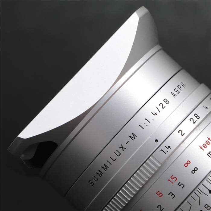 美品 Leica ミラーレスカメラ 28mm シルバー 限定版 美品 Leica ミラーレスカメラ 28mm シルバー 限定版