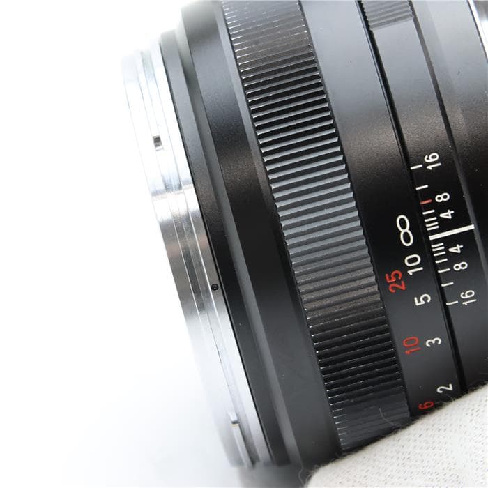 Planar T* 50mm F1.4 ZE(キヤノンEF用)