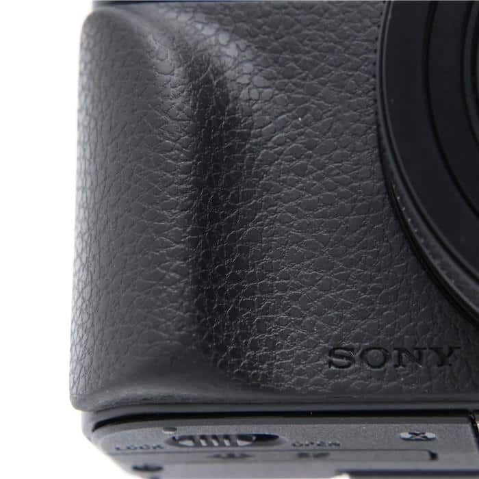 Cyber-shot DSC-RX100M7