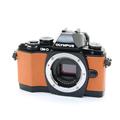 OLYMPUS (オリンパス) OM-D E-M10 Limited Edition ボディ オレンジ