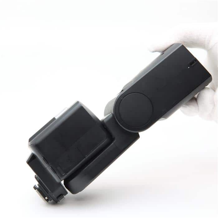 フラッシュ HVL-F60RM