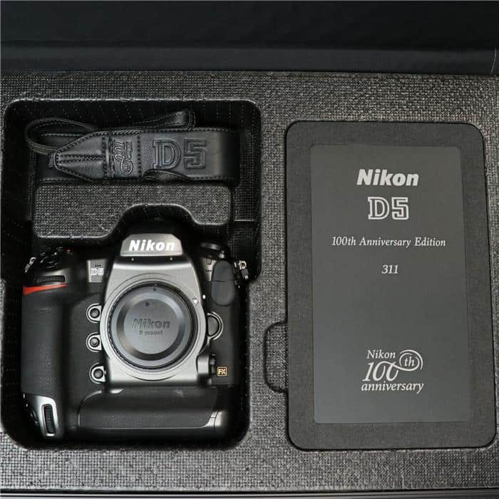 (中古)Nikon (ニコン) D5 ボディ（XQD-Type） 100周年記念モデル  メタリックグレー（商品ID：3717015398240）詳細ページ | デジタルカメラ、ミラーレスカメラ、交換レンズの総合サイト｜マップカメラ