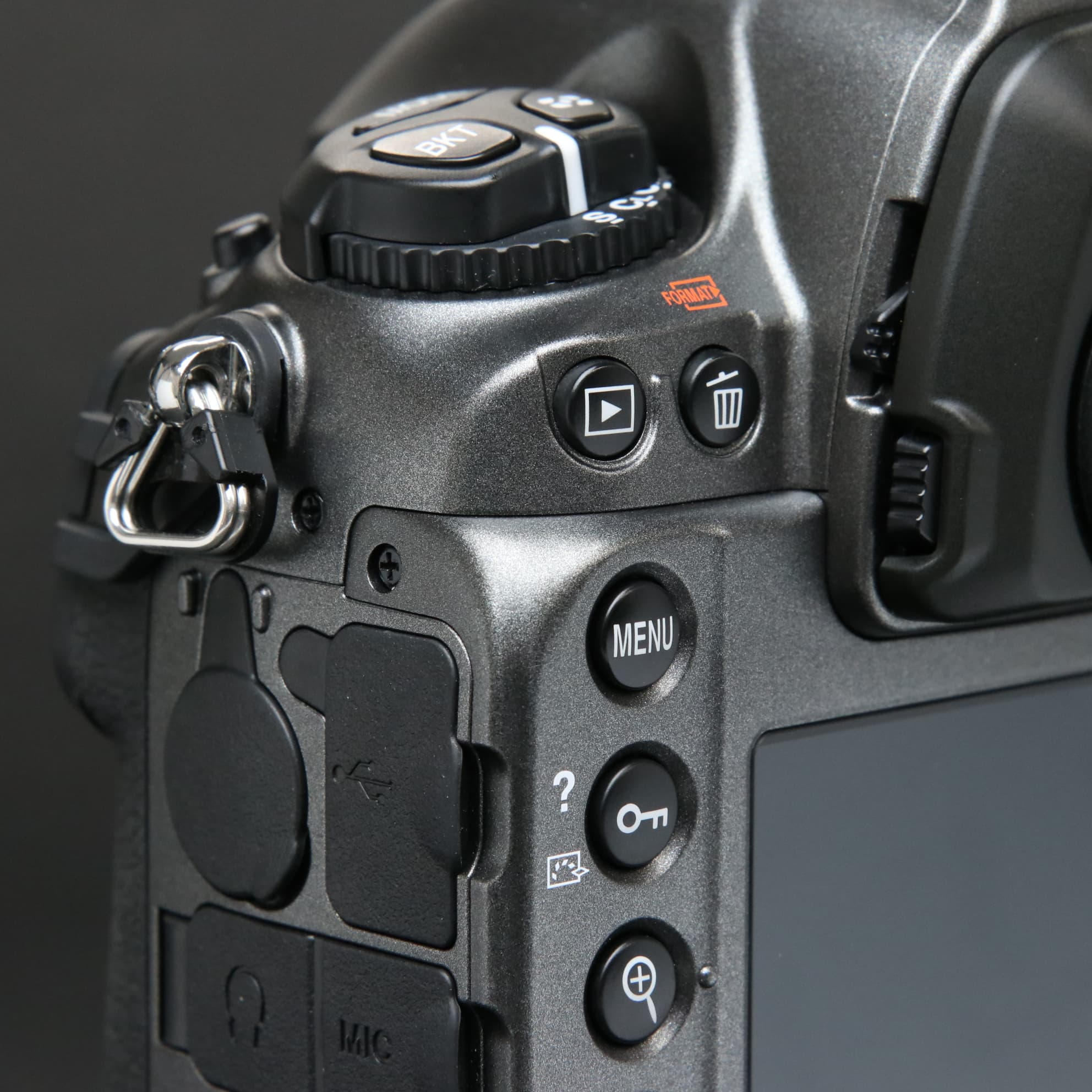 ❤即購入1000円OFF❤美品❤Nikon D5300 シャッター46枚 グレー Amazon | Nikon デジタル一眼レフカメラ D5300 18-140VR レンズキット