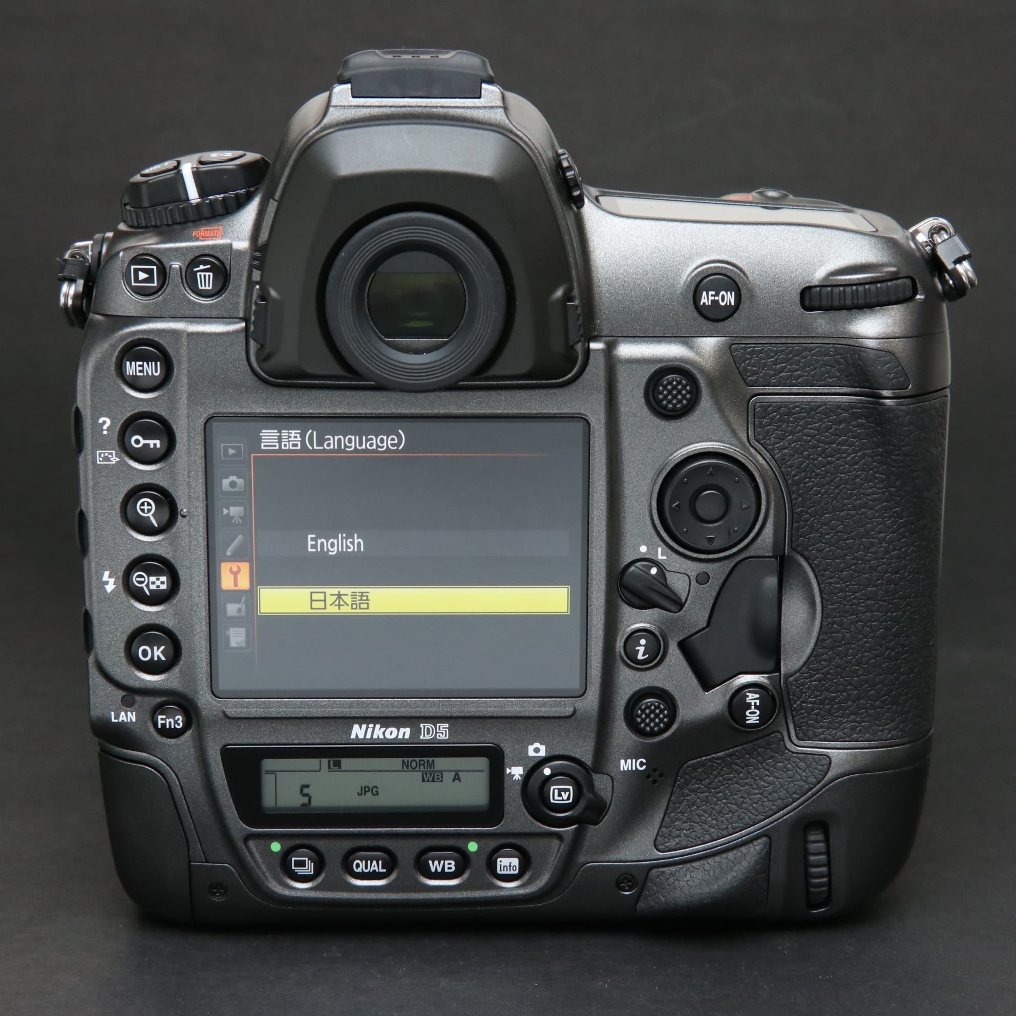 美品　nikonD5 XQDタイプ ニコン D5 XQD-Type ボディ 価格比較 - 価格.com