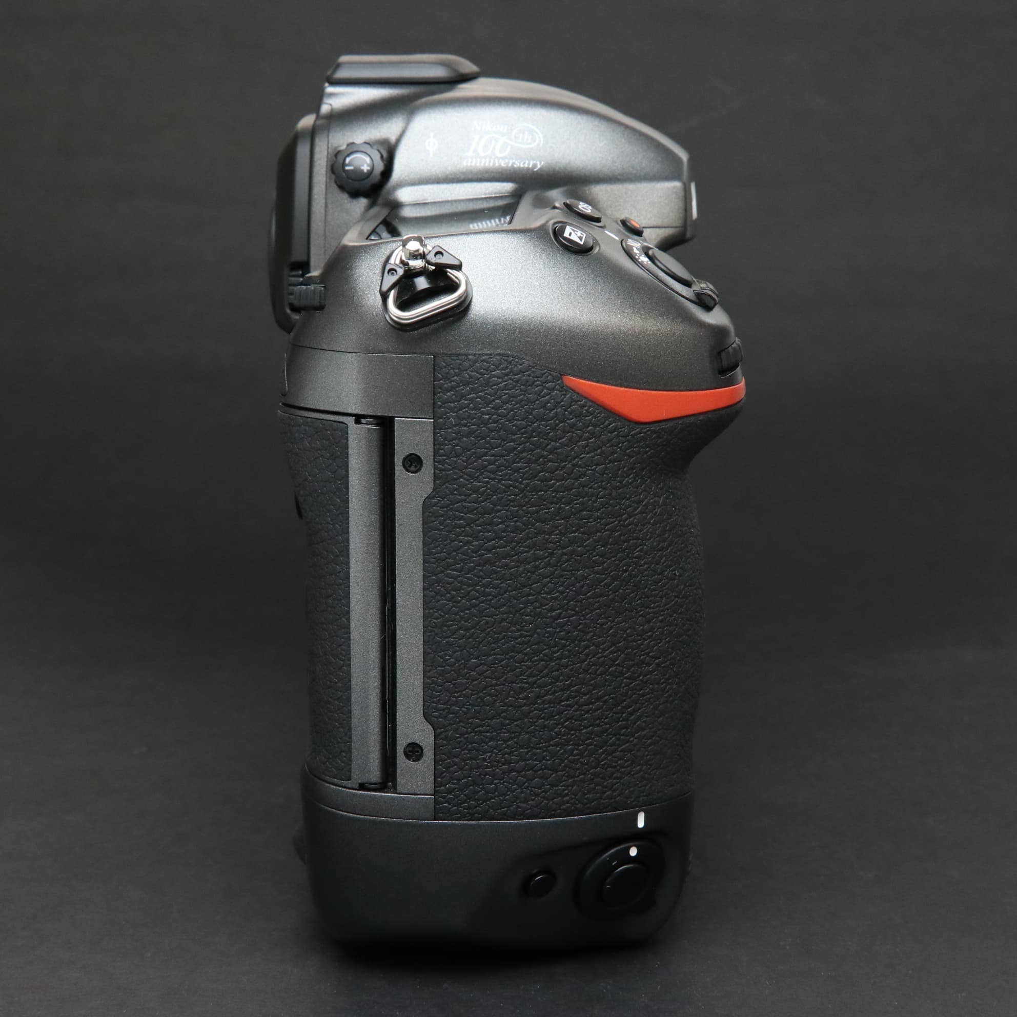 美品　nikonD5 XQDタイプ ニコン（Nikon） 中古 1年保証 美品 Nikon D5 ボディ XQD-Type