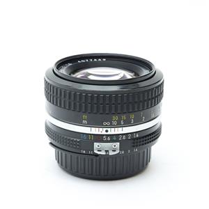 【極美品】 Nikkor Ai 50mm f1.4フィルムカメラ用レンズ Amazon.co.jp: Nikon MFレンズ Ai 50mm F1.4 : 家電＆カメラ
