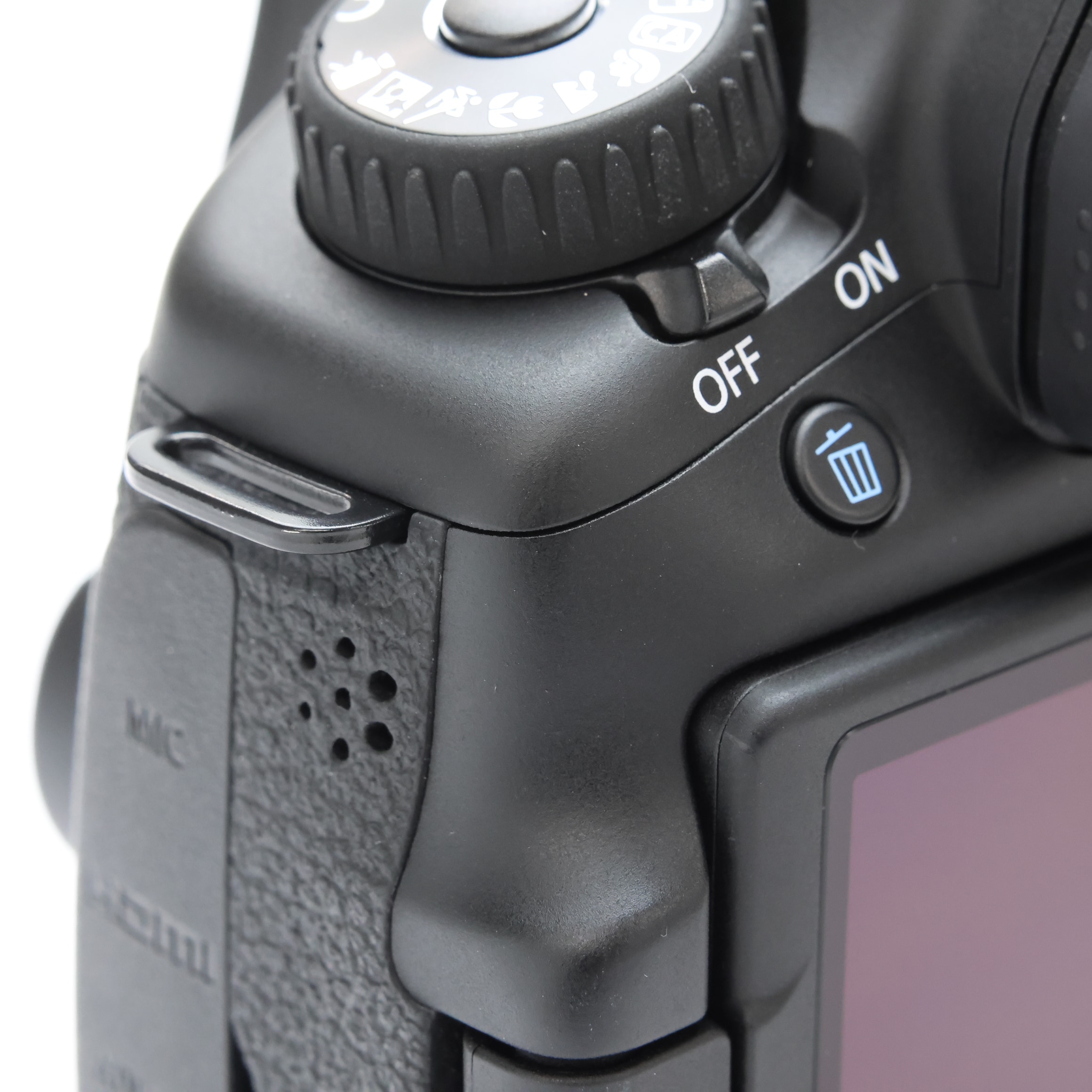 中古)Canon (キヤノン) EOS 60D EF-S18-135 IS レンズキット（商品ID 