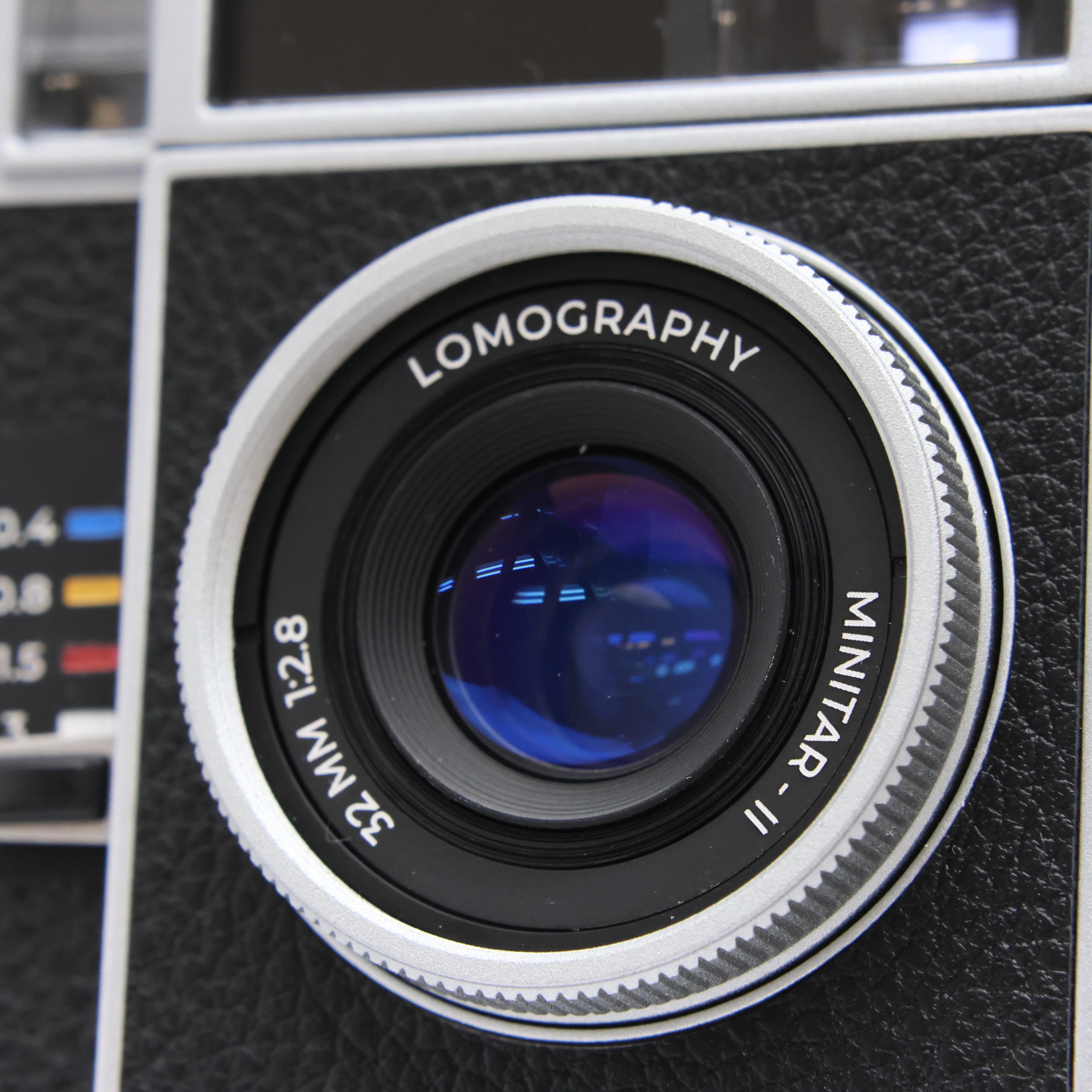 翌日発送　4cロマノフ　微高レート　スリーブ、おまけ付き 中古)LOMO (ロモ) MC-A 35mm シルバー（商品ID：3717030116249）詳細