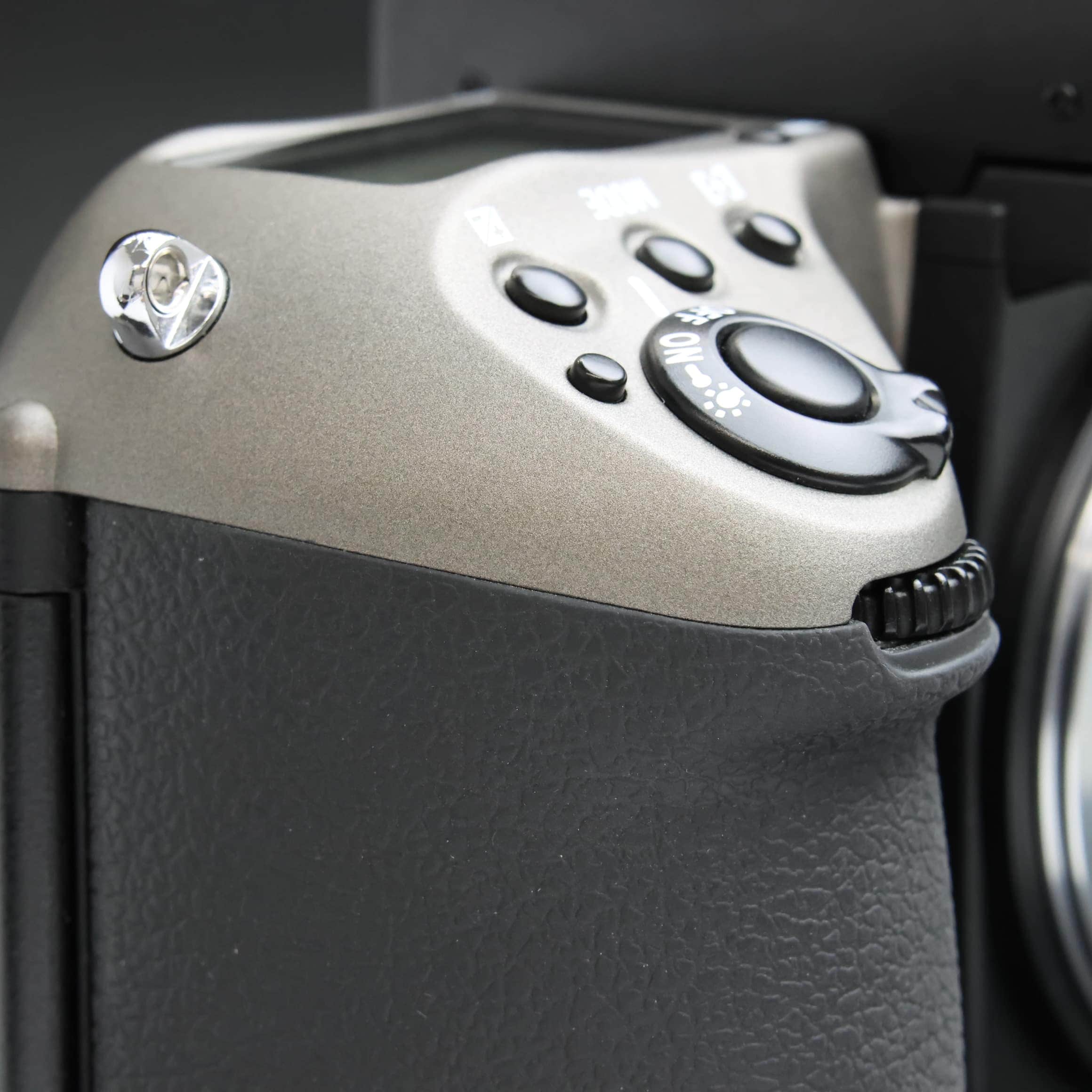 中古)Nikon (ニコン) F5 50th（商品ID：3717020223254）詳細ページ